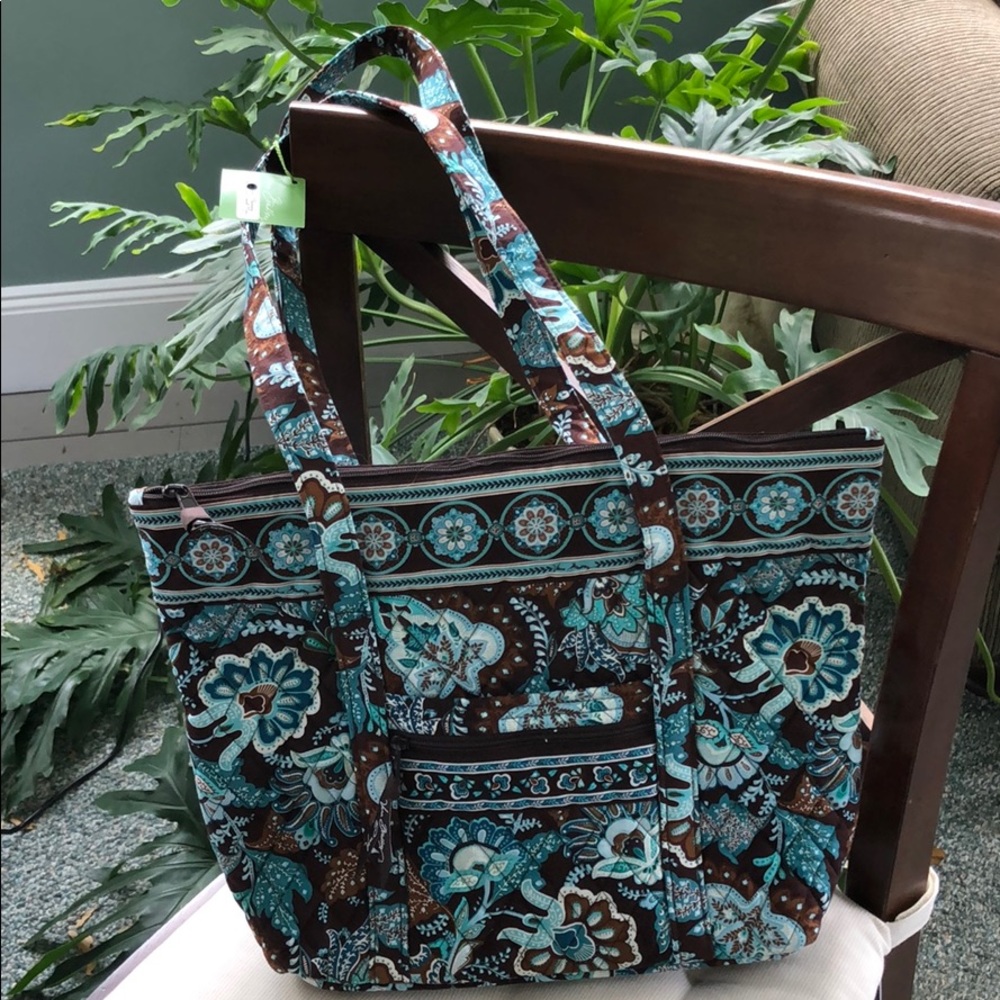 NWT Vera Bradley Villager Tote in Java Blue